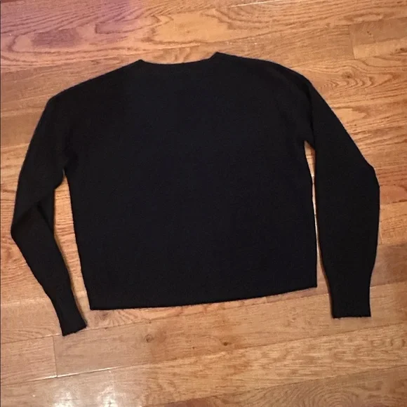 Intermix cashmere v neck sweater - Picture 6 of 6